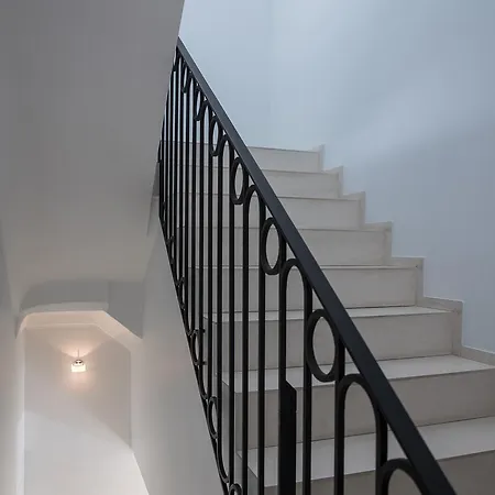 فندق مبيت وإفطار Palazzo Perla غالّيبولي