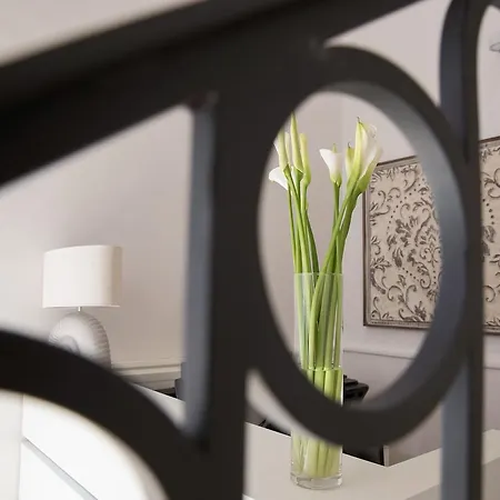 Palazzo Perla - Rooms&suite Bed & Breakfast