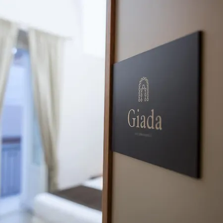 Palazzo Perla فندق مبيت وإفطار غالّيبولي